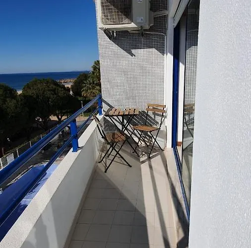 Quarteira Beach Апартаменты *